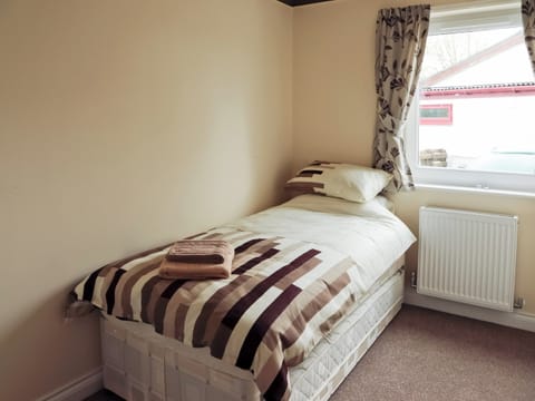 3 bedrooms, WiFi, bed sheets, wheelchair access