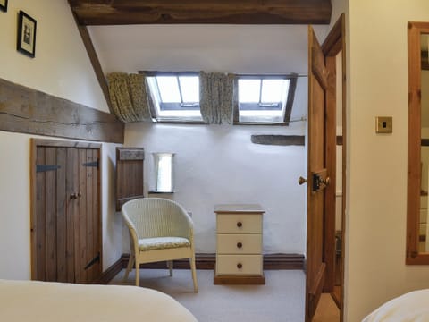 Twin bedroom | Oak Cottage, Trefonen, near Oswestry