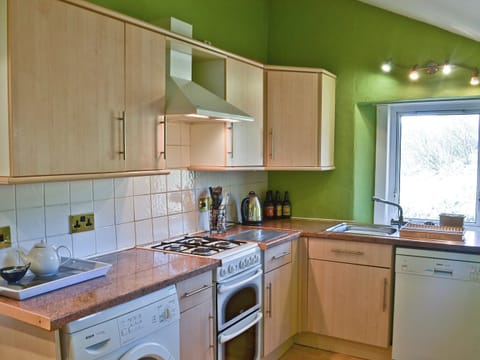 Kitchen | Whitelee Farm - Oak Cottage, Byrness Village, nr. Otterburn