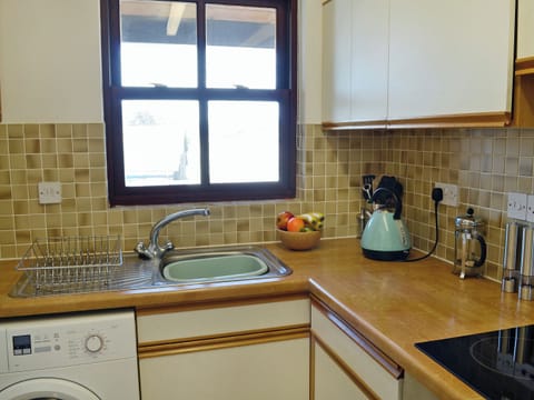 Well equipped kitchen | Hindscarth, Keswick