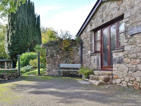 Exterior | The Blacksmith&rsquo;s Shop, Lanlivery, nr. Bodmin