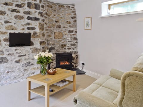 Living room | The Blacksmith&rsquo;s Shop, Lanlivery, nr. Bodmin