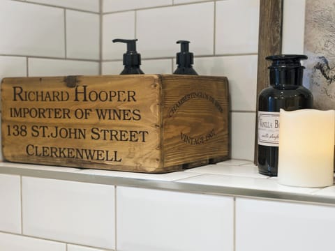 Luxurious toiletries | Crescent Cottage, Lowther, near Penrith