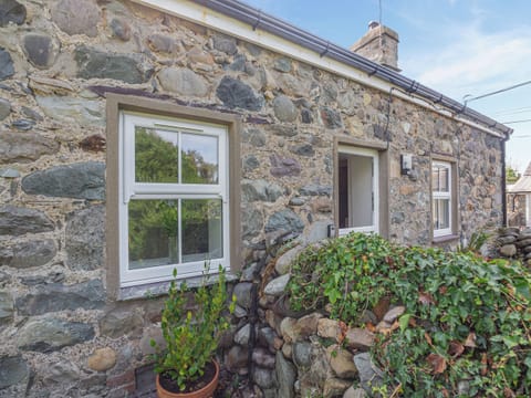 Exterior | Dyserth, Aberdesach, near Caernarfon