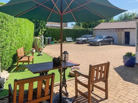 Sitting-out-area | Fawn Lea Cottage, Staindrop, near Barnard Castle