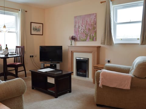 Living room | 15 Elm Court - Greta Grove Apartments, Keswick