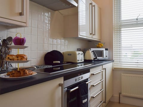 Kitchen | Ash Villas, Southport