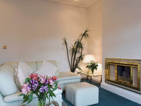 Spacious living room | Ash Villas, Southport