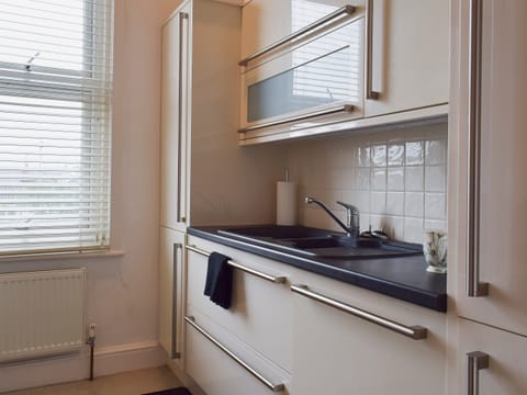 Kitchen | Ash Villas, Southport