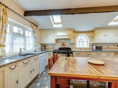 Kitchen/diner | Mulberry House, West Huntspill, Highbridge