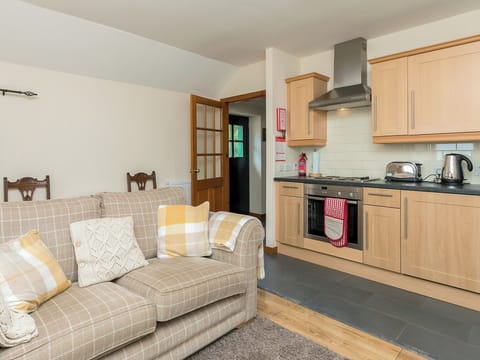 Delightful open plan living space | Bonnie&rsquo;s Bothy - Invertrossachs Estate Cottages, Invertrossachs, near Callander