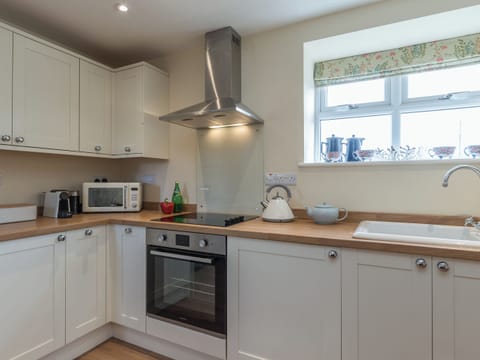 Well equipped kitchen | Helwith Cottage, Helwith, near Marske