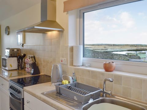 Well equipped kitchen area | Hafan, Aberffraw, Anglesey