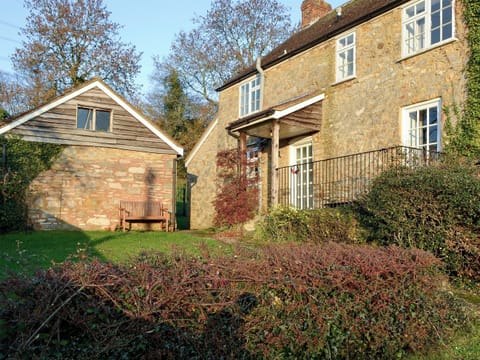 ½-acre garden with sitting-out area and garden furniture | Marshalls Farm, Kilcot, near Newent