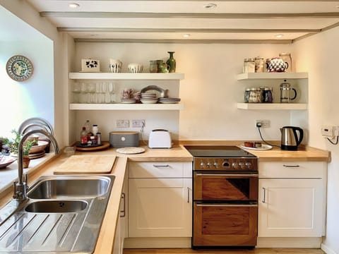 Kitchen | Marshalls Farm, Kilcot, near Newent