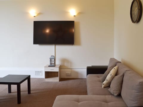 Comfortable living room | Baytree House, Torquay