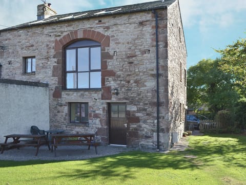 Sitting-out-area | Fenham Barn, Soulby, Kirkby Stephen