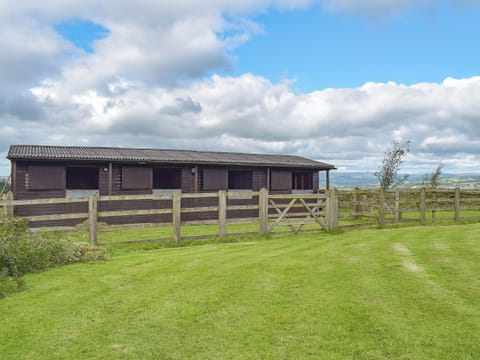 Garden and grounds | Barley Heights, Hapton