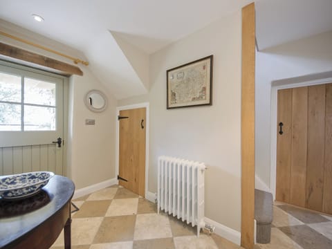 Entrance and hallway | Holliers Cottage, Middle Barton, near Chipping Norton
