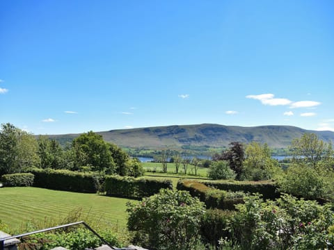 Far reaching views over the Fells | The Carriage House, Watermillock-on-Ullswater