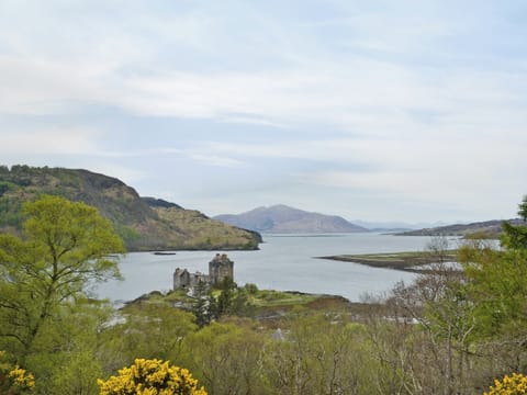Beautiful surrounding area | Loch Shore Cottage, Dornie, near Kyle