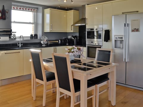 Open plan living space | Apartment 6, Ilfracombe