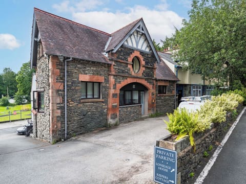 Exterior The Stables Bowness on Windermere close to bars, restaurants and boutique shops | The Stable Nest - The Stables Apartments, Bowness on Windermere