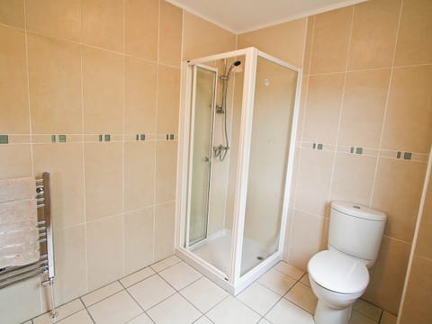 Stob-Ban View shower room | Stob-Ban View, Achintee, Fort William