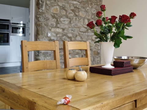 Living room/dining room | Ty Hir, Aberdaron, Pwllheli