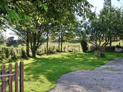Attractive gardens | Horsepark Cottage, Gatehouse of Fleet