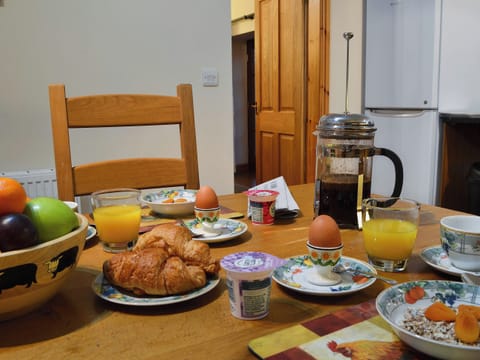 Kitchen/diner | Gadlas, Bontnewydd, near Caernarfon