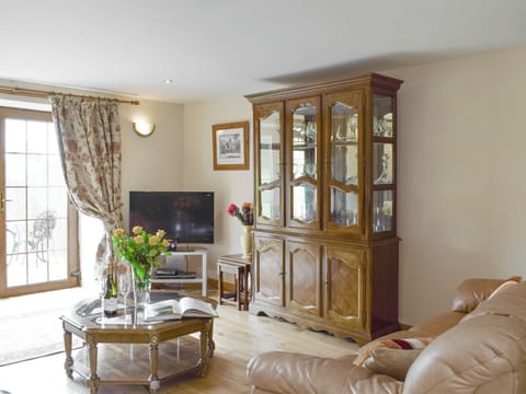 Welcoming living room | The Stables - Loch Lomond Farm Cottages, Balfron Station, near Stirling