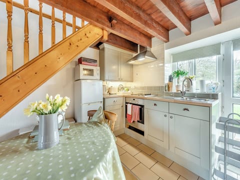 Kitchen/diner | Ty Llaethdy - Cefn Gorwydd Cottages, Gowerton, Gower