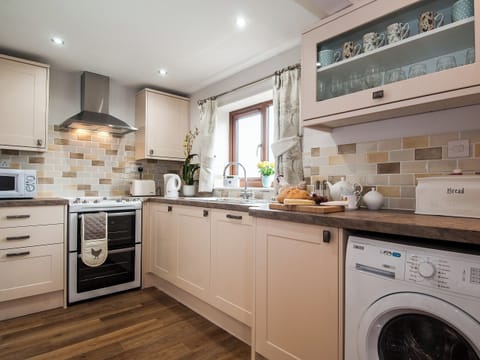 Kitchen | Silver Birch Lodge, Horsley, nr. Stroud