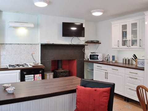 Kitchen | Smithy House - Smithy House and Smithy Cottage, Betws-y-Coed