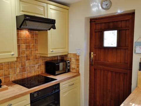 Kitchen | Morlais, Llanaber, near Barmouth