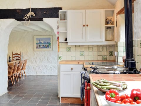Kitchen/diner | Lordship Farmhouse, Wolfscastle, nr. Haverfordwest
