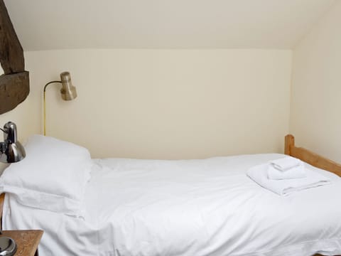 Peaceful single bedroom | The Coach House, Bootle, near Millom