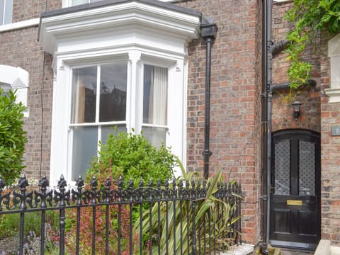 Characterful holiday home | The Little House, York