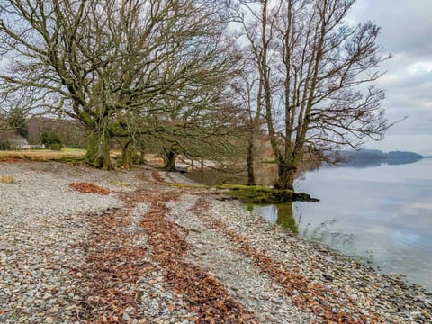 Stunning views over Loch Lomond | Strathcashel Cottage, Rowardennan, near Balamaha