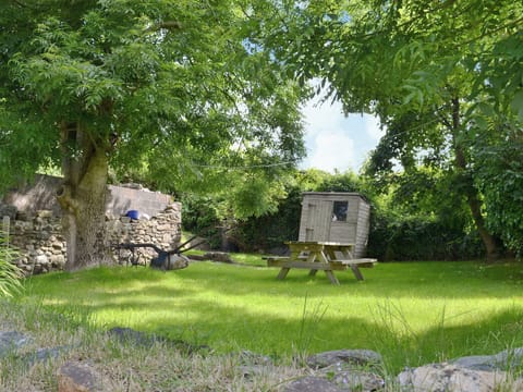 Garden | Trem-Y-Don Cottage, Trefin, nr. St. David’s
