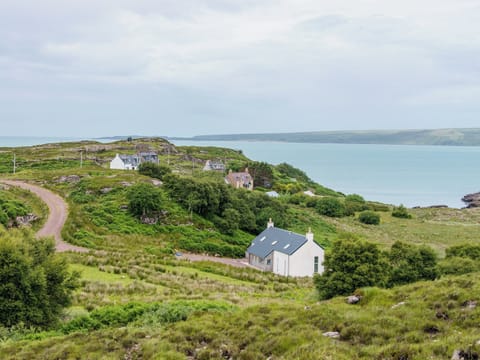 Tigh An Iasgair, Fearnbeg hamlet | Tigh An Iasgair, Fearnbeg, near Applecross
