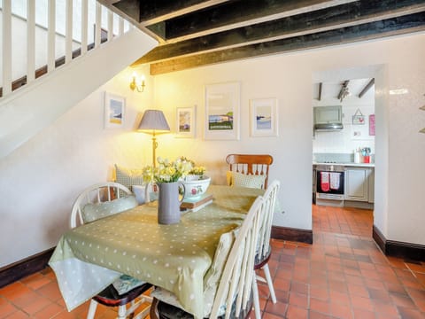 Dining Area | Ty Gwyn - Cefn Gorwydd Cottages, Gowerton, Gower