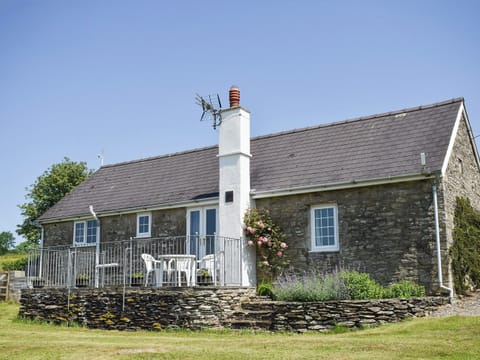 Rear facade | Cych Cottage - Lletty Farm, Penrherber, Newcastle Emlyn