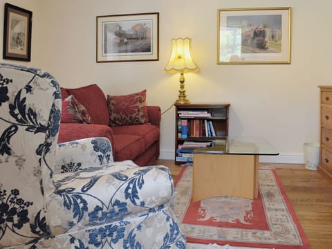 Living room | Porter&rsquo;s Lodge, Glyndyfrdwy, nr. Llangollen