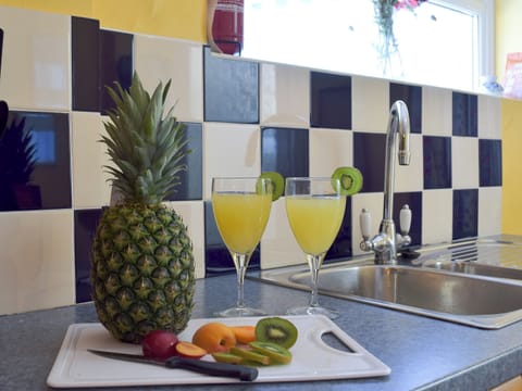 Kitchen | Rose Cottage, Tenby