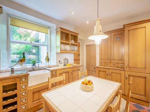 Kitchen/diner | Cartref, Capel Curig, Betws-y-Coed