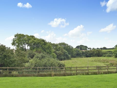 Views | Gardeners Lodge, near Pembroke
