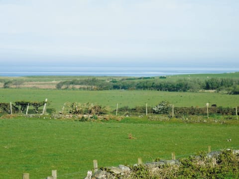 Surrounding area | Bwthyn Meulan, Llandwrog, nr. Caernarfon