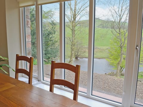 Kitchen/diner | Riverbank Cottage - Hole House Farm Cottages, Pooley Bridge, nr. Ullswater